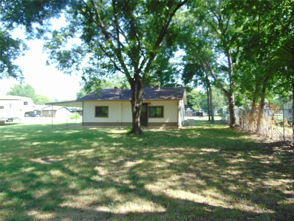306 Creek Marietta, OK 73448