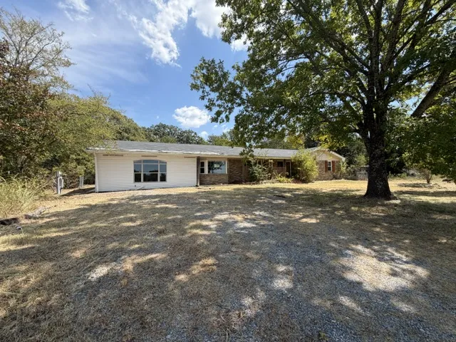 17452 E US Hwy 270 Hartshorne, OK 74547