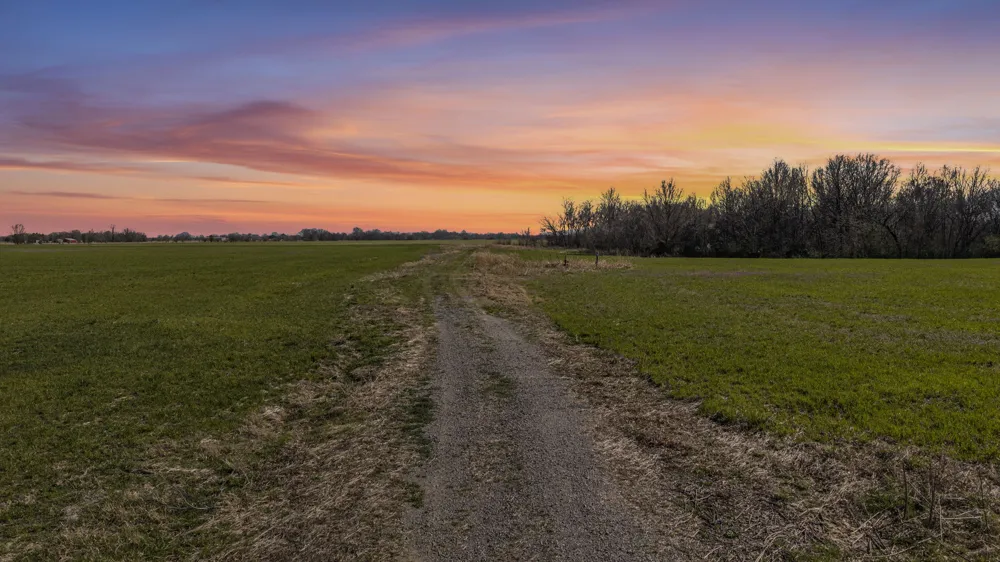 160 E 740 ROAD Wagoner, OK 74467
