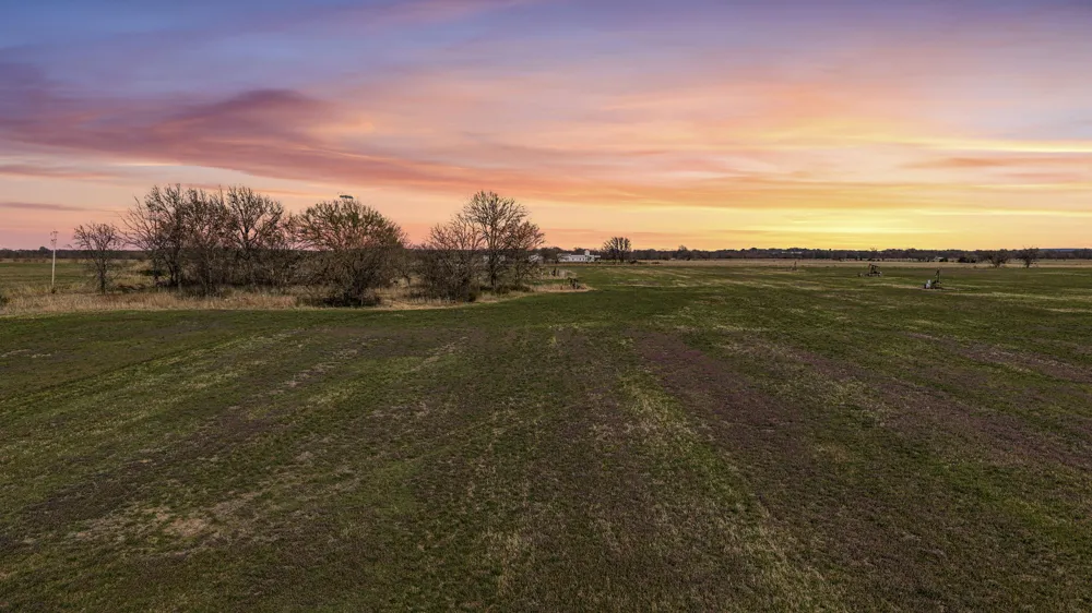 160 E 740 ROAD Wagoner, OK 74467