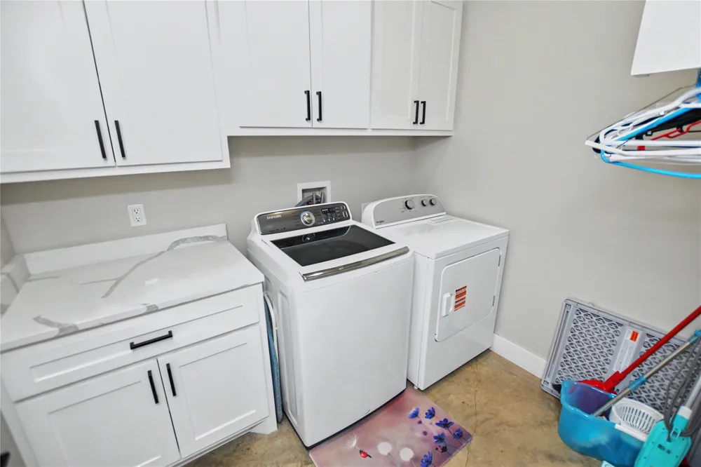 16625 W Sierra Circle Tahlequah, OK 74464