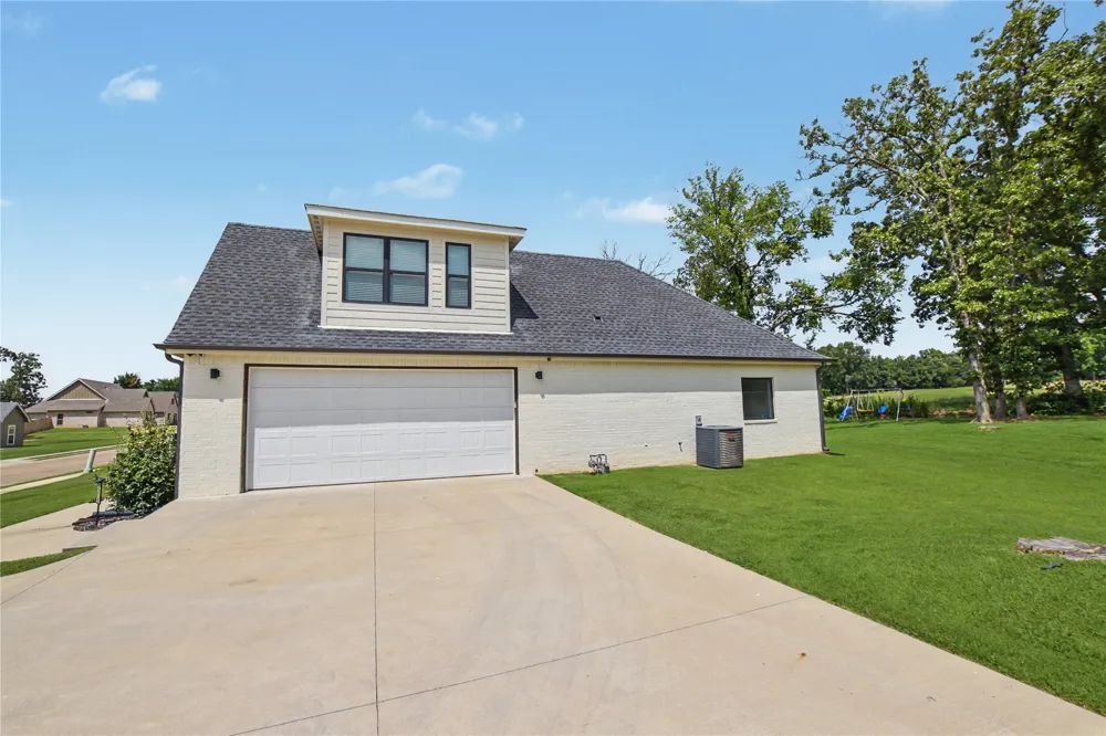 16625 W Sierra Circle Tahlequah, OK 74464
