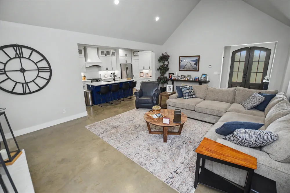 16625 W Sierra Circle Tahlequah, OK 74464