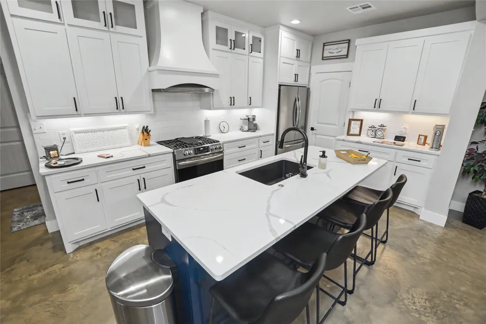 16625 W Sierra Circle Tahlequah, OK 74464