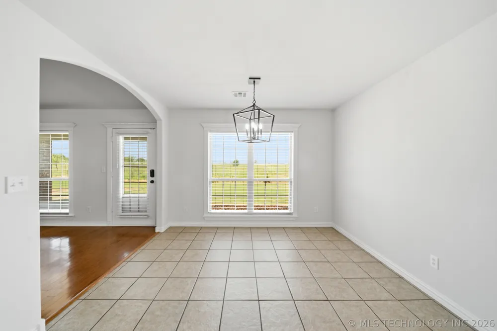 9479 E 139th Place Collinsville, OK 74021