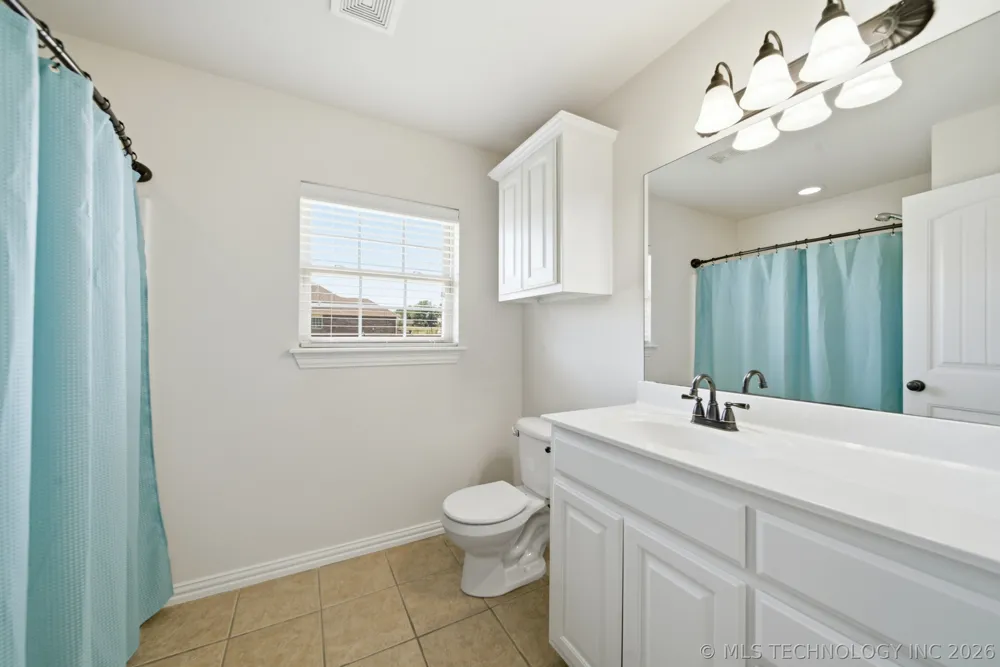 9479 E 139th Place Collinsville, OK 74021