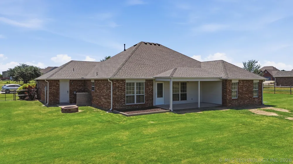 9479 E 139th Place Collinsville, OK 74021