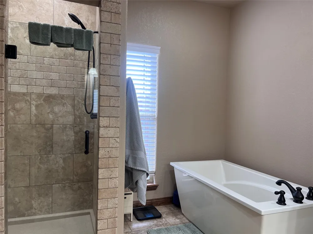 804 Great Oaks Drive McAlester, OK 74501