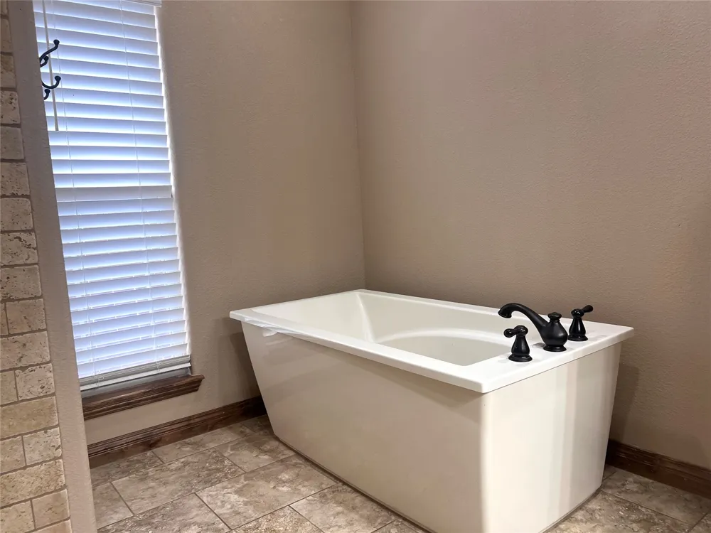 804 Great Oaks Drive McAlester, OK 74501