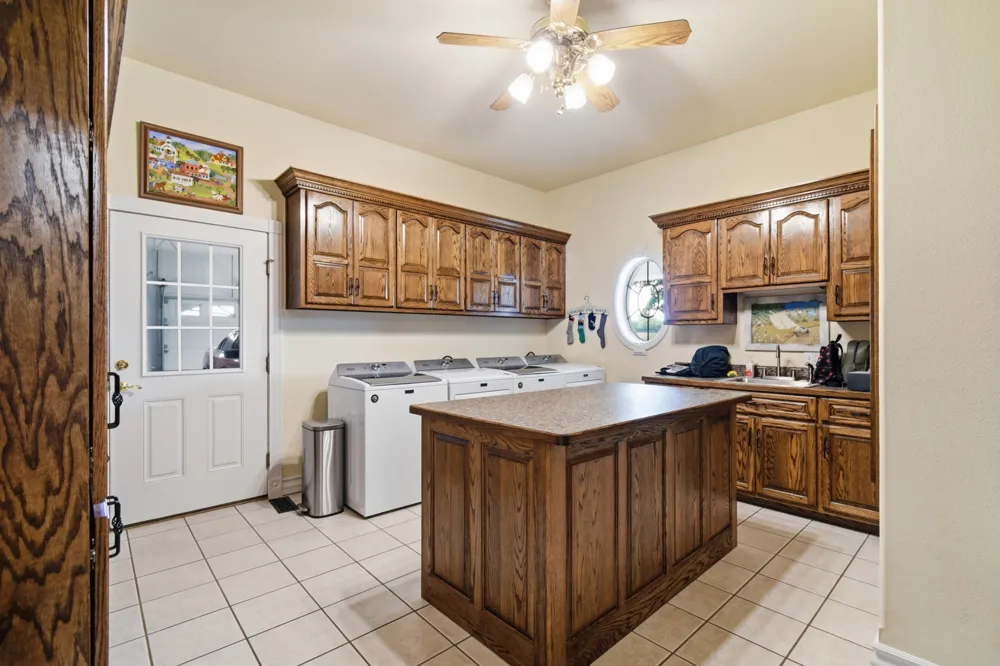 9251 S Hwy 137 Miami, OK 74354