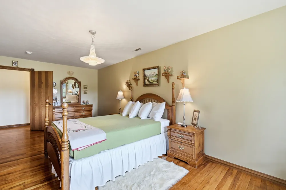 9251 S Hwy 137 Miami, OK 74354