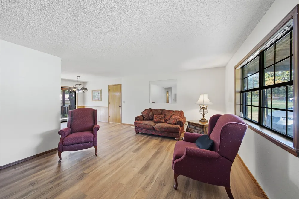 2454 129th West Avenue Sand Springs, OK 74063