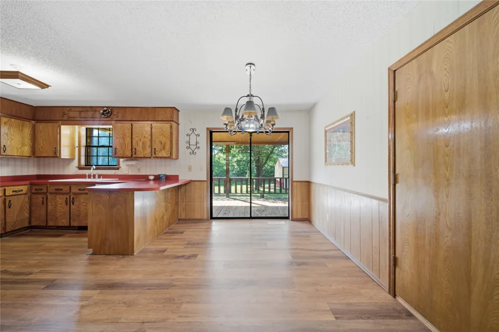 2454 129th West Avenue Sand Springs, OK 74063