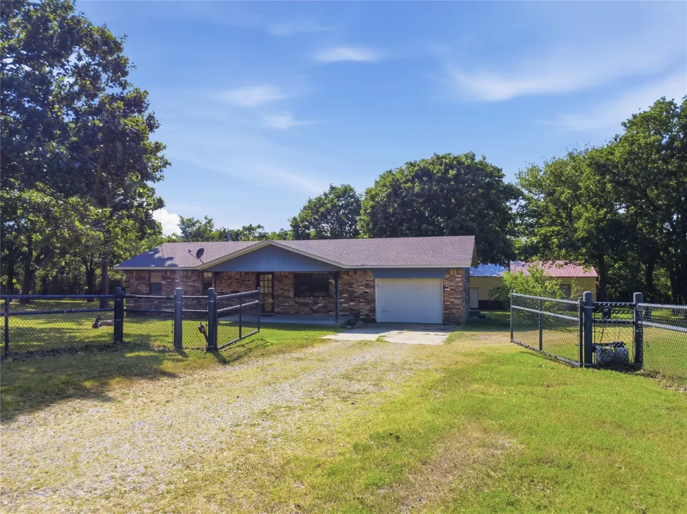 2454 129th West Avenue Sand Springs, OK 74063