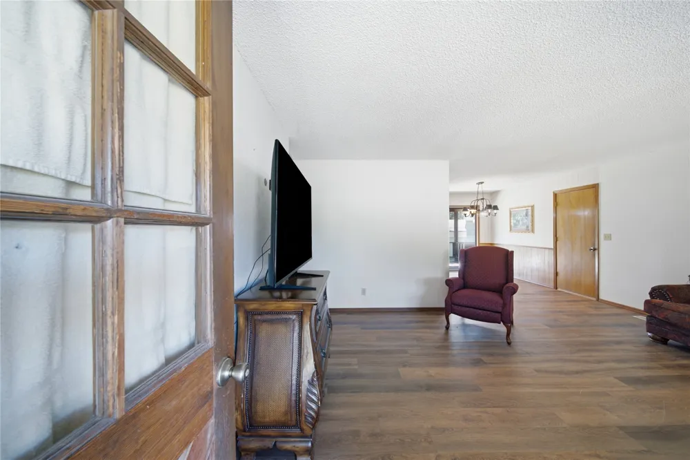 2454 129th West Avenue Sand Springs, OK 74063