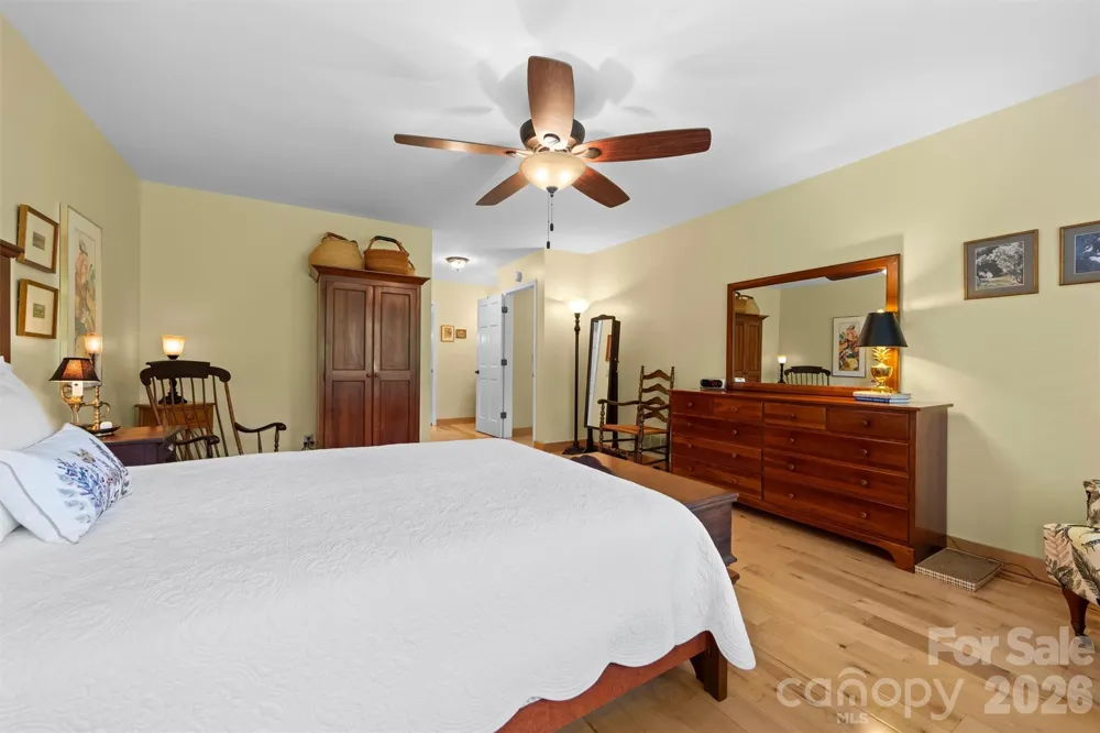 4 Governors Way Asheville, NC 28804