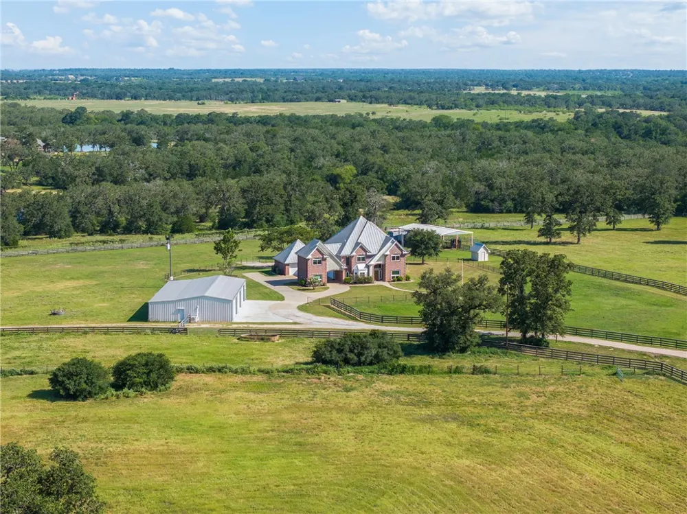 4845 County Road 119 Caldwell, TX 77836
