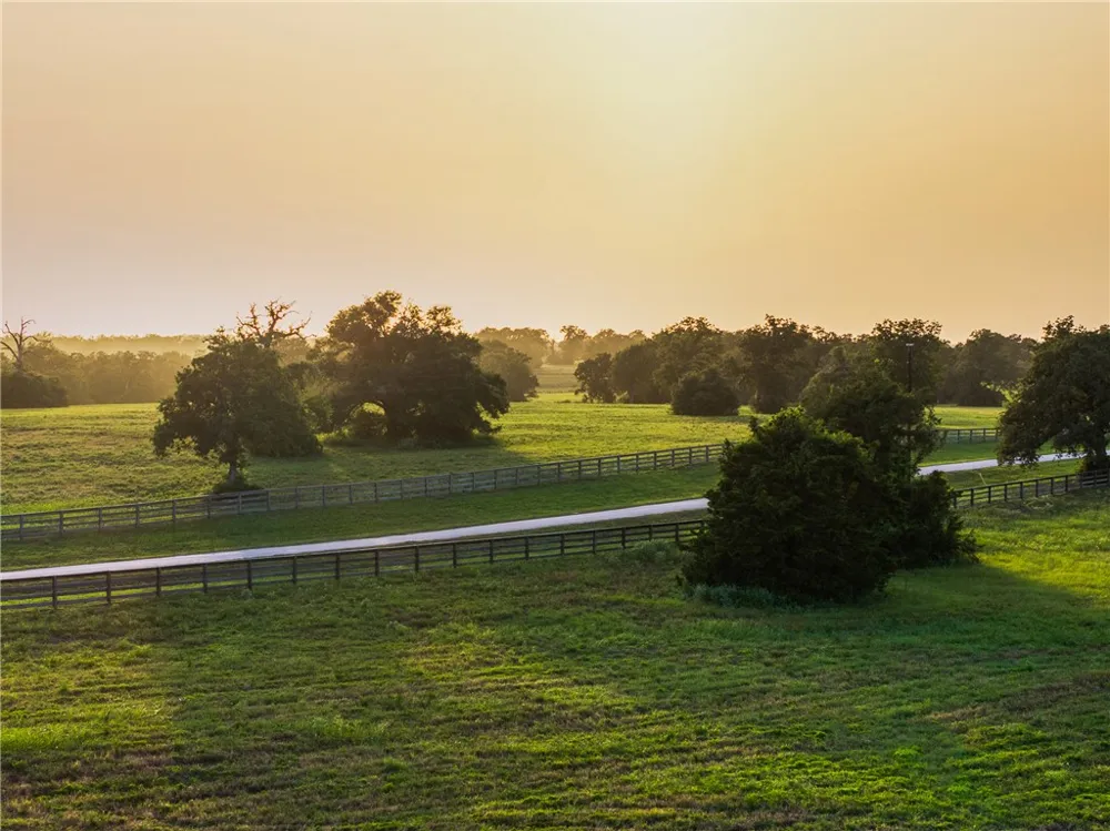 4845 County Road 119 Caldwell, TX 77836
