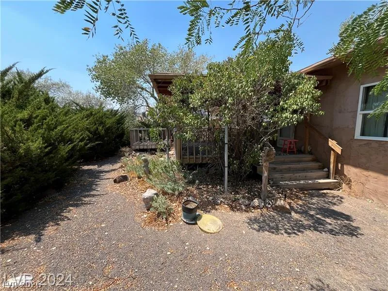 1001 Main Street Goldfield, NV 89013