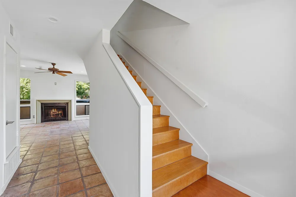 1106 W 6th Street #206 Austin, TX 78703