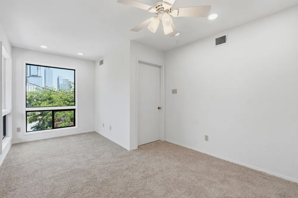 1106 W 6th Street #206 Austin, TX 78703