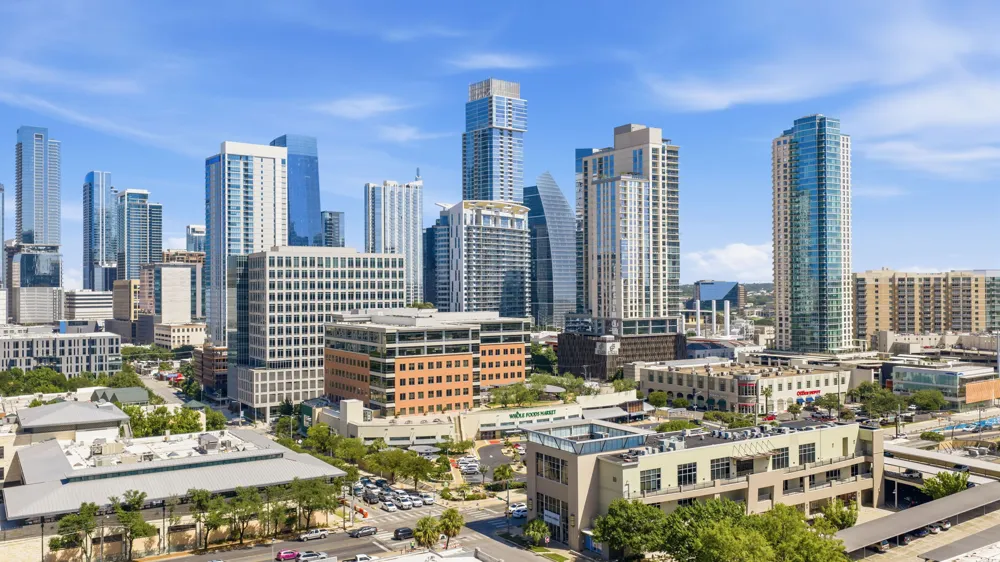 1106 W 6th Street #206 Austin, TX 78703