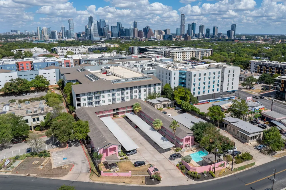1422 Collier Street #105 Austin, TX 78704