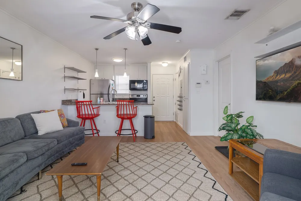 1422 Collier Street #105 Austin, TX 78704