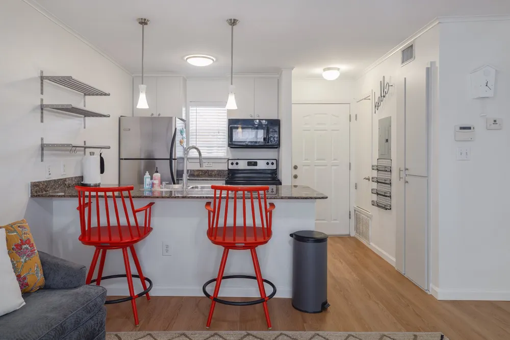 1422 Collier Street #105 Austin, TX 78704