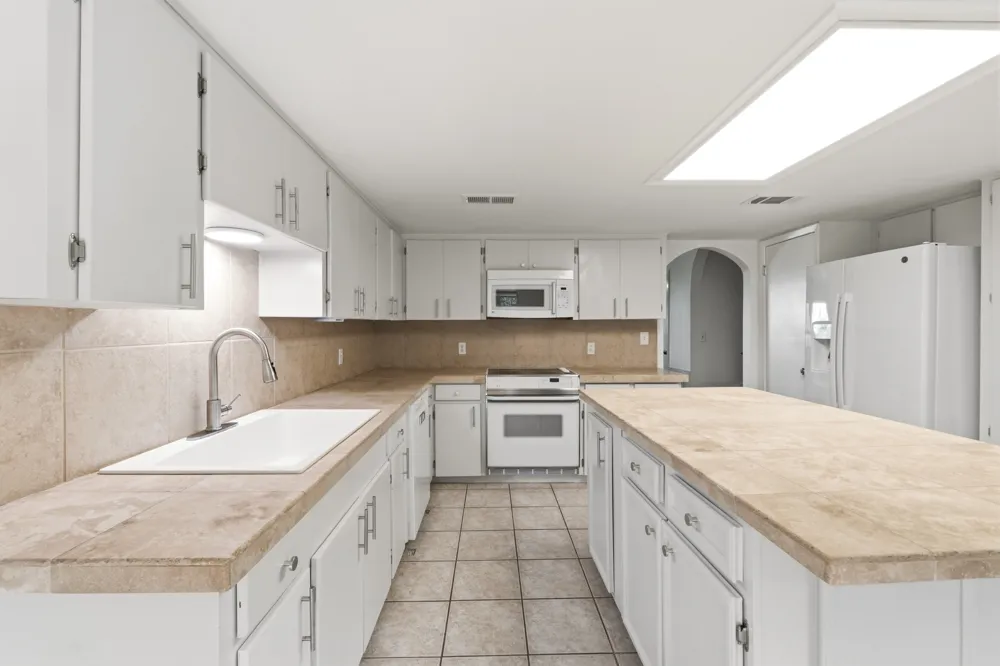 606 Rolling Hills Road Liberty Hill, TX 78642