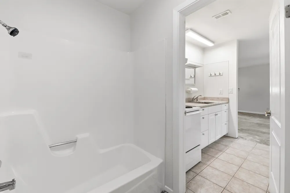 606 Rolling Hills Road Liberty Hill, TX 78642