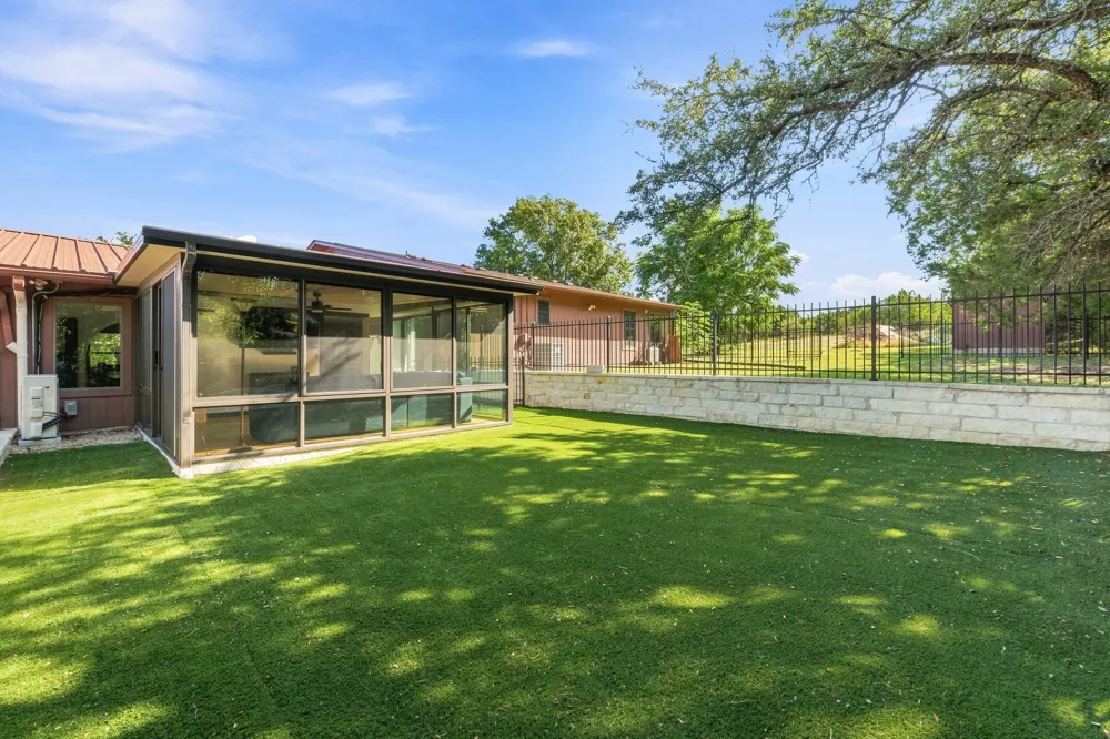 606 Rolling Hills Road Liberty Hill, TX 78642