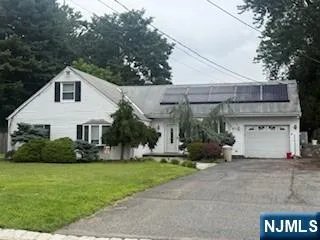 29 Village Road
