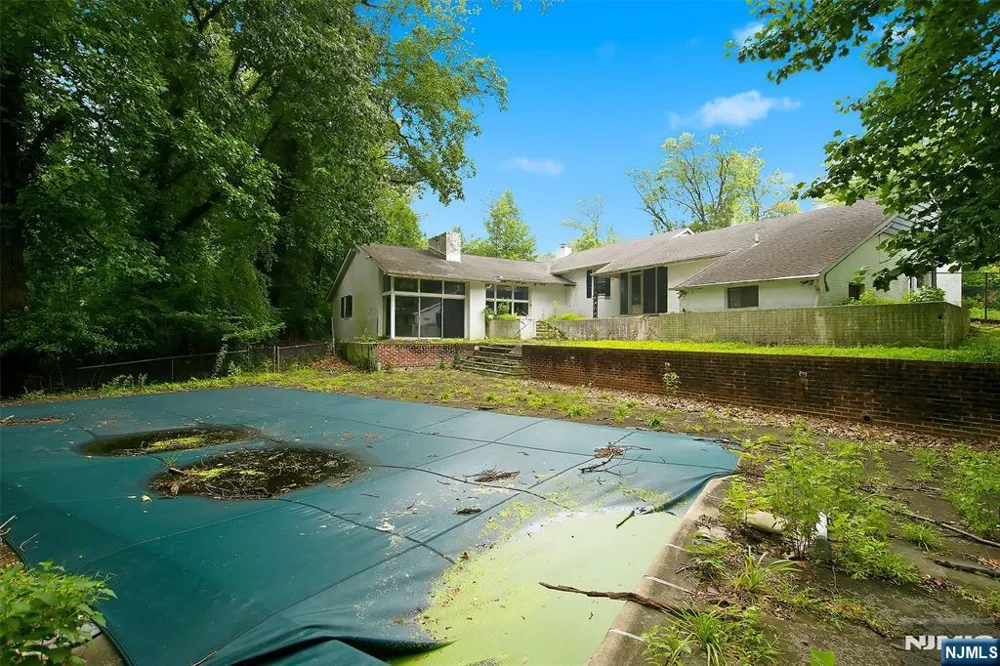 17 Brookdale Drive Cherry Hill, NJ Other