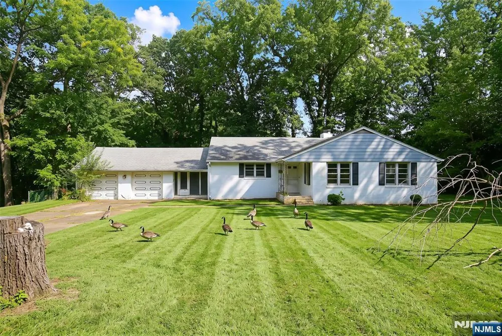 17 Brookdale Drive Cherry Hill, NJ Other