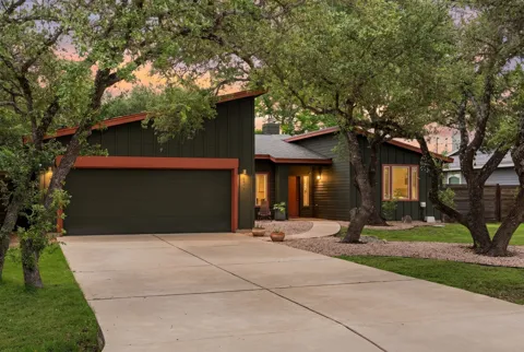 8305 Williamson Creek Drive