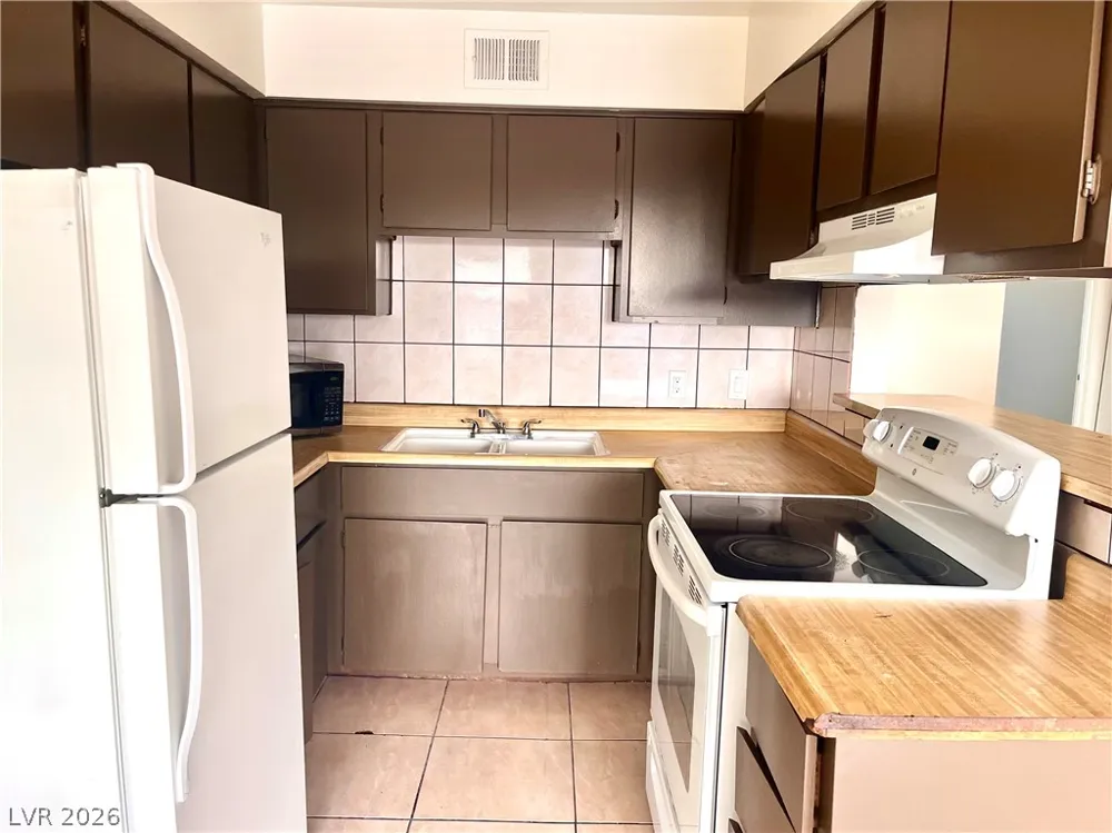 3244 Figler Court North Las Vegas, NV 89030