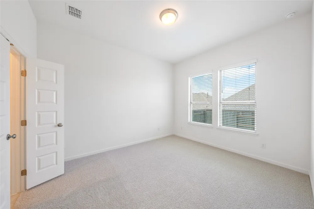 186 Blackborrow Drive Kyle, TX 78640