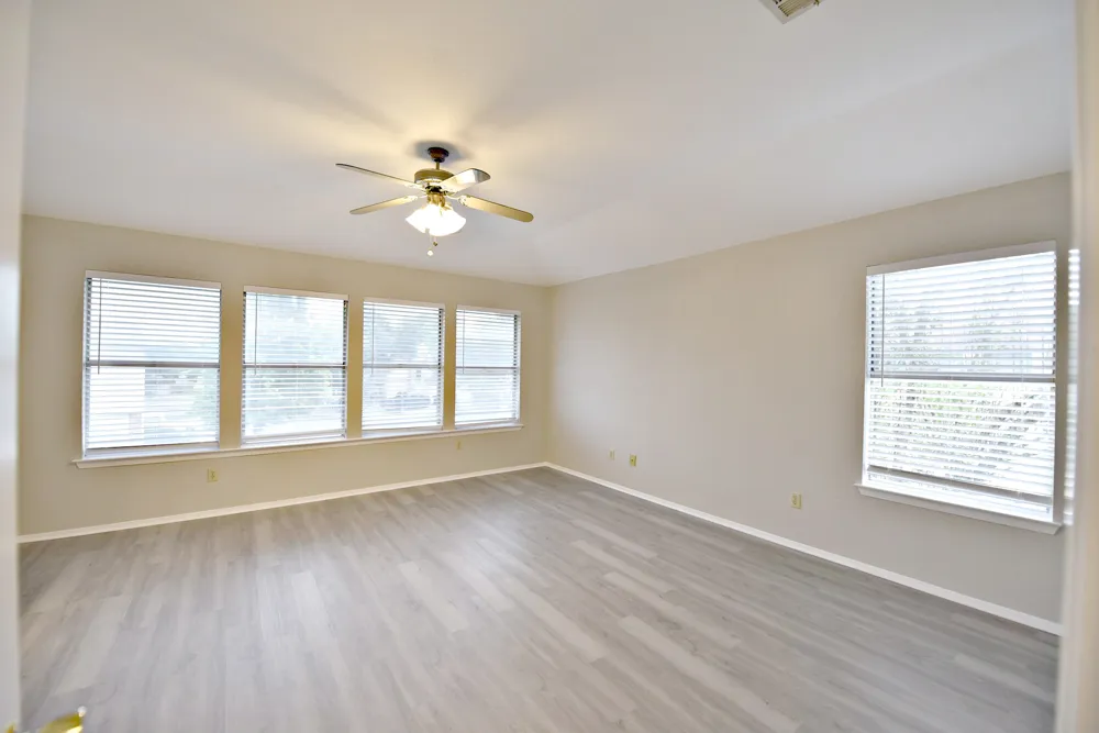 12801 Margit Drive Austin, TX 78729
