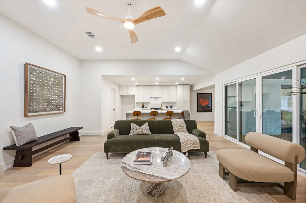 6303 Cannes Circle Austin, TX 78745