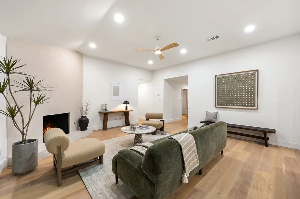 6303 Cannes Circle Austin, TX 78745