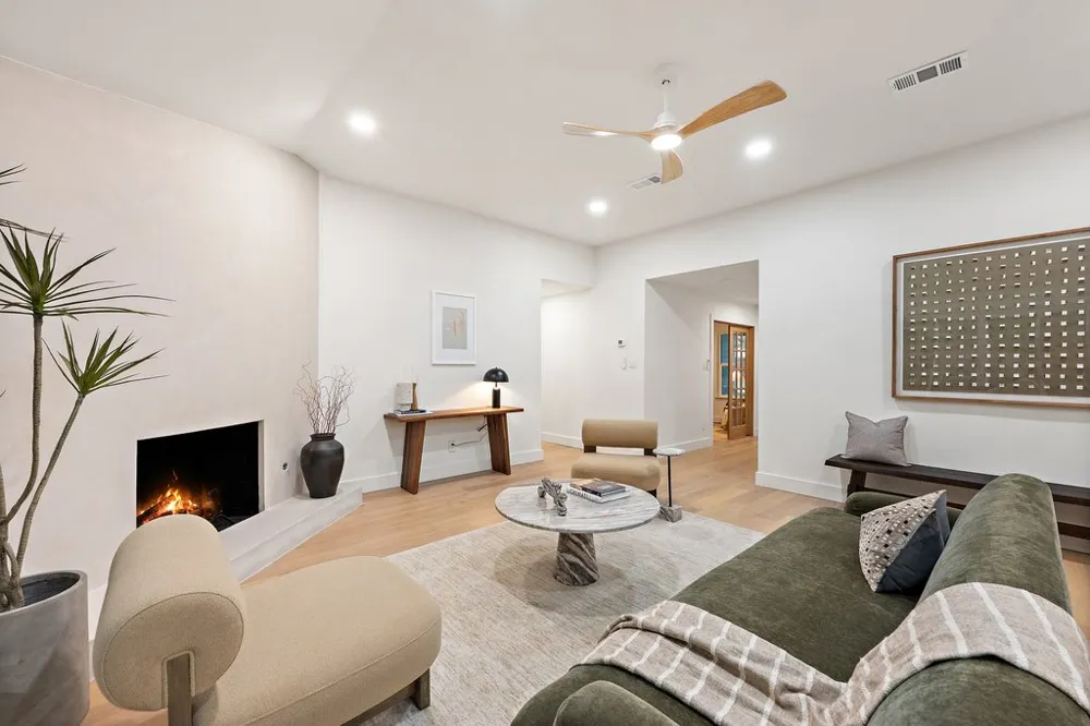 6303 Cannes Circle Austin, TX 78745