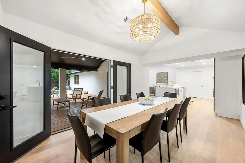 6303 Cannes Circle Austin, TX 78745