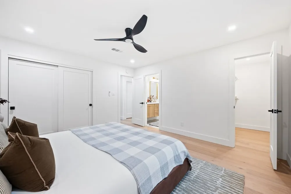 6303 Cannes Circle Austin, TX 78745