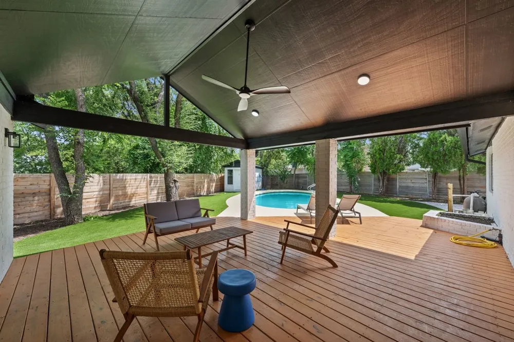 6303 Cannes Circle Austin, TX 78745