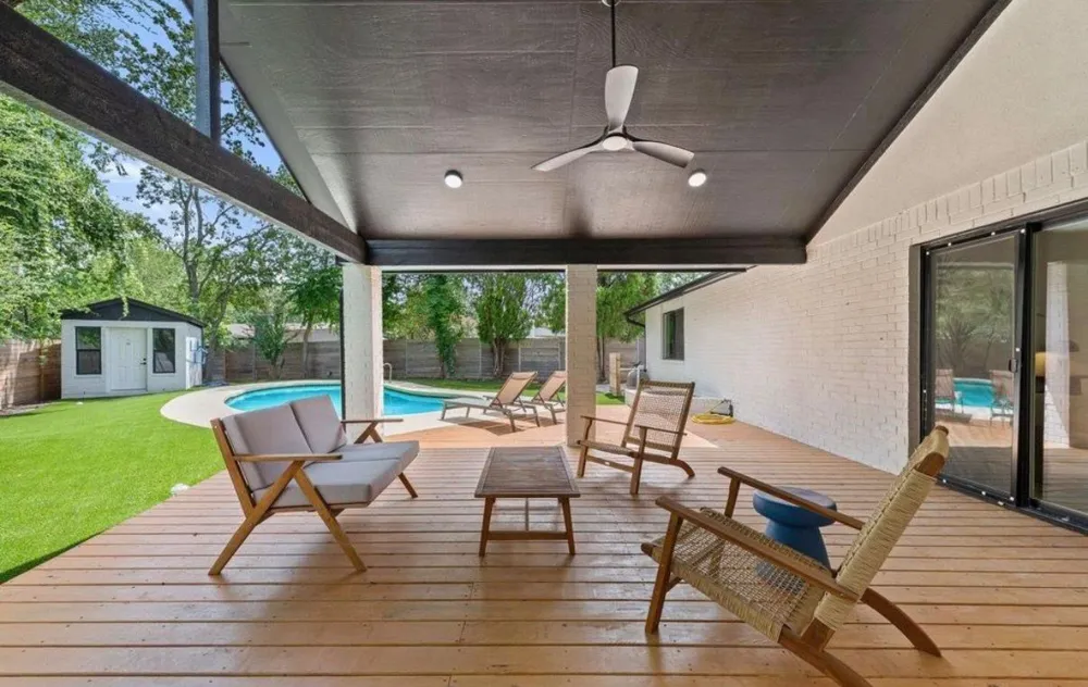 6303 Cannes Circle Austin, TX 78745