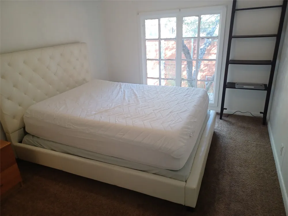 2808 Windsor Road #B Austin, TX 78703
