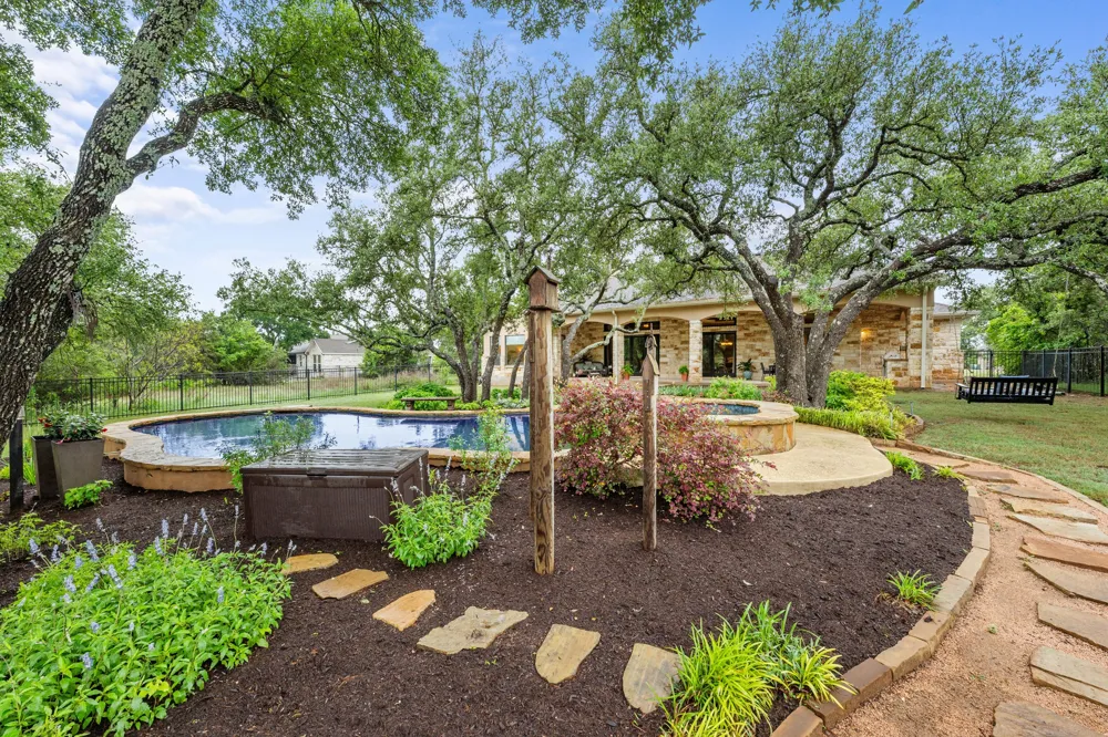241 Onion Creek Lane Driftwood, TX 78619