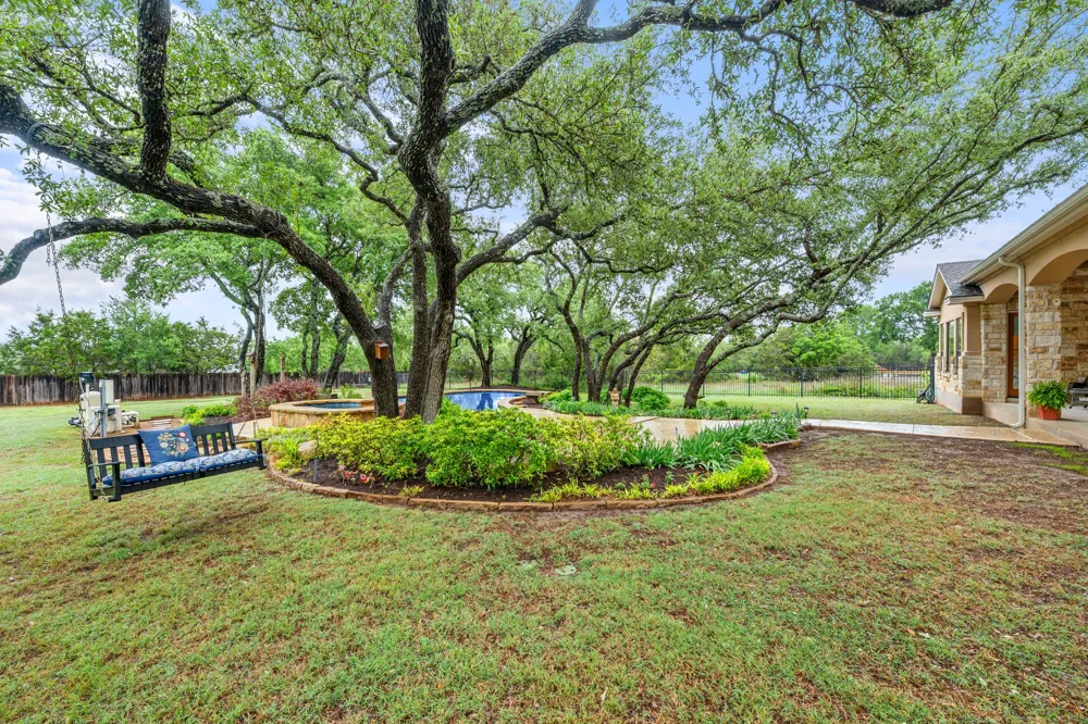 241 Onion Creek Lane Driftwood, TX 78619
