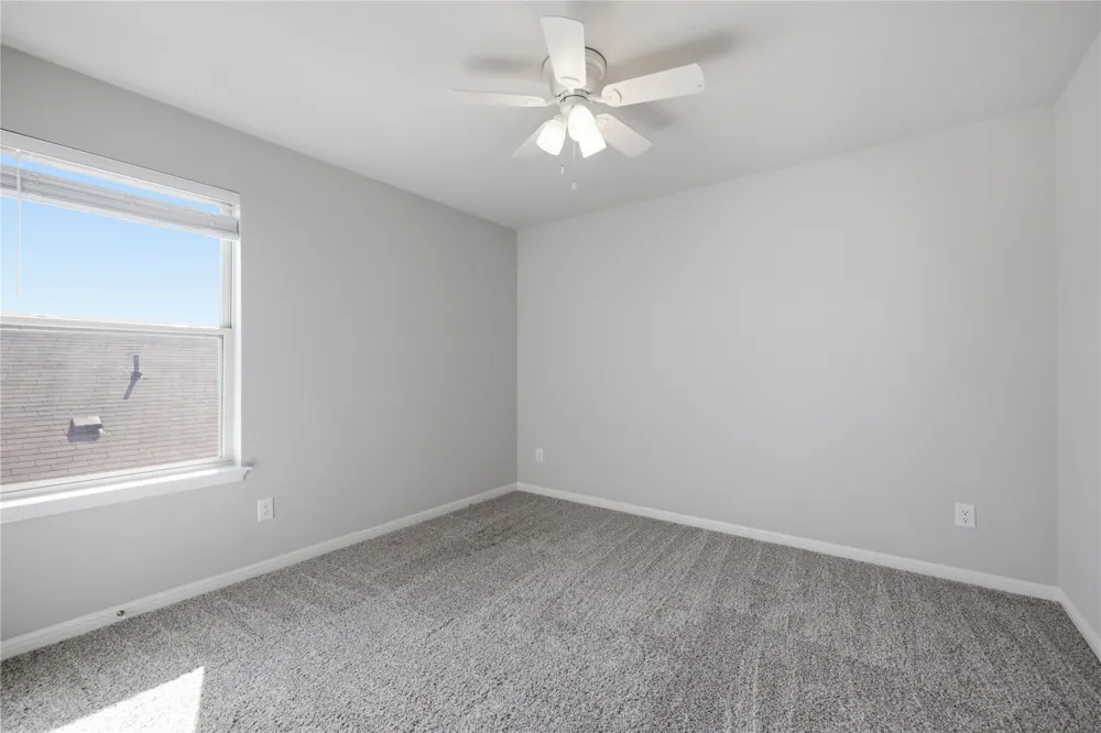 105 Quiet Man Drive Jarrell, TX 76537